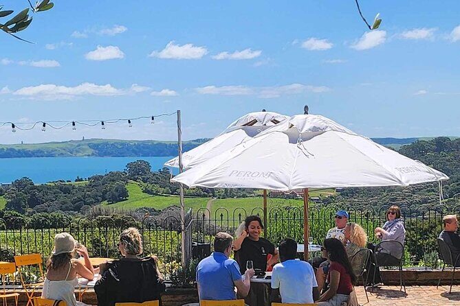 Waiheke Island Wine Tour with Scenic Vineyards & Tastings - What Makes This Tour Stand Out?