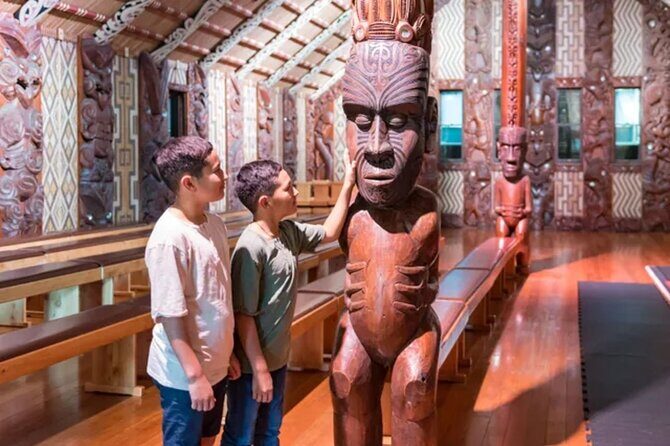 Waitangi Treaty Grounds Tour from Auckland - The Significance of the Waitangi Treaty Grounds