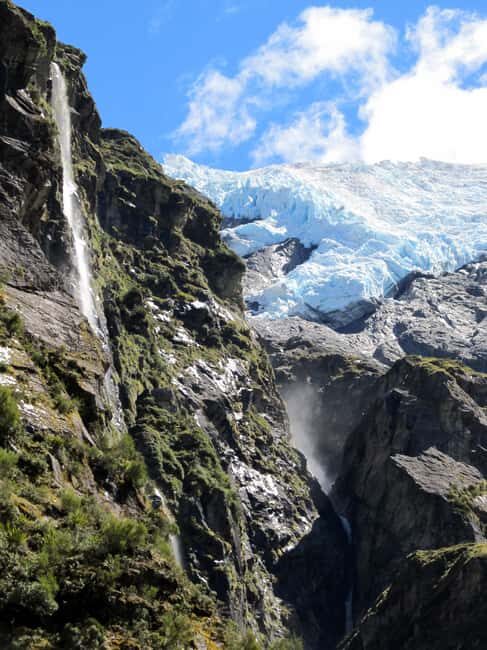 Wanaka: Rob Roy Glacier Guided Hike with Lunch - The Itinerary Breakdown