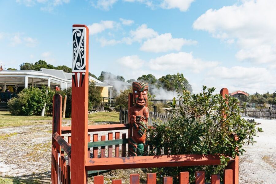 Whakarewarewa: Self-Guided Geothermal Trails - What We Think About the Experience