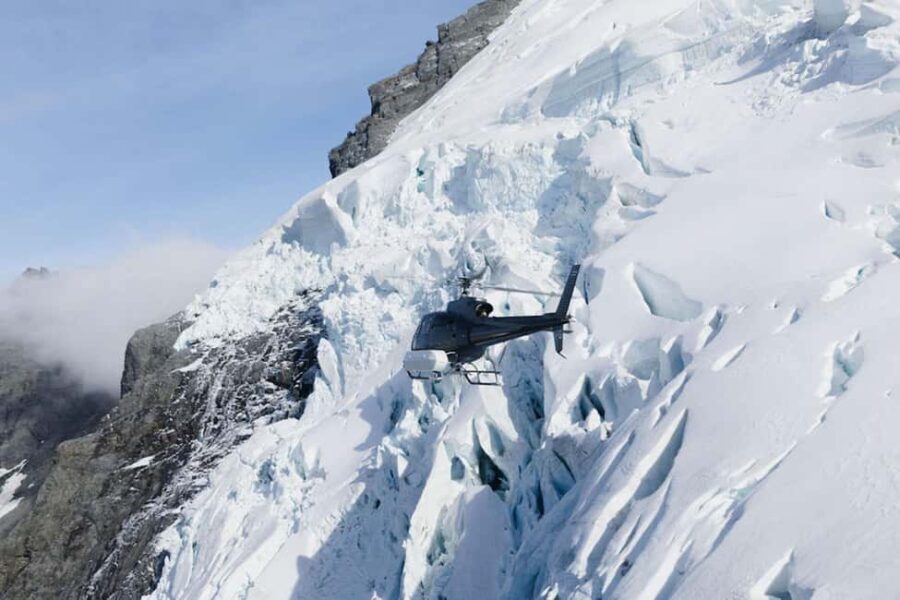 Wnaka: Heli Siberia Max - Helicopter Flight, Hike, Jet Boat - The Helicopter Flight: Why It’s Special