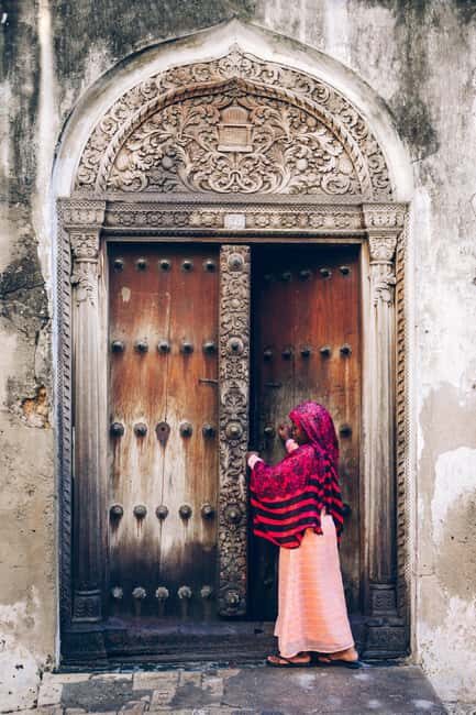 Zanzibar: Mnemba Dolphin Trip, Stone Town & Prison Island - Who Is This Tour Best For?