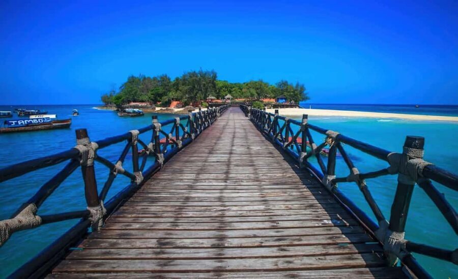 Zanzibar: Prison Island Boat Trip & Snorkelling - Authentic insights from reviews