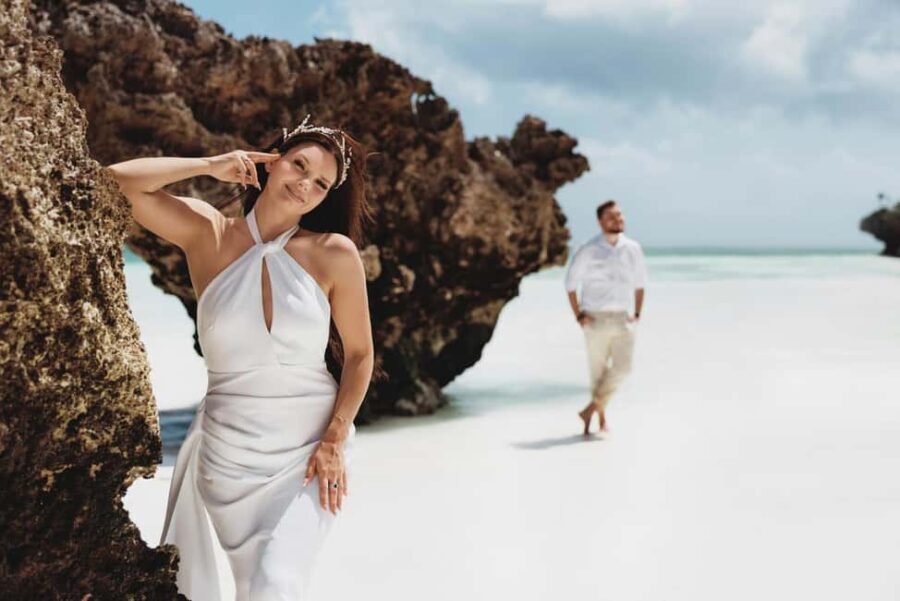 Zanzibar: Private Beach Photoshoot in Stone Town street - What to Expect from Your Photoshoot Experience