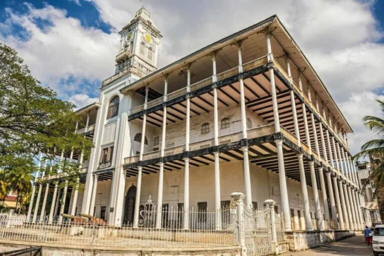Zanzibar Tour: Stone Town Treasures & Jozani Forest Wildlife - A Closer Look at the Itinerary