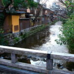 1 Hour Geisha Meeting and Show in Kyoto - The Group & Duration