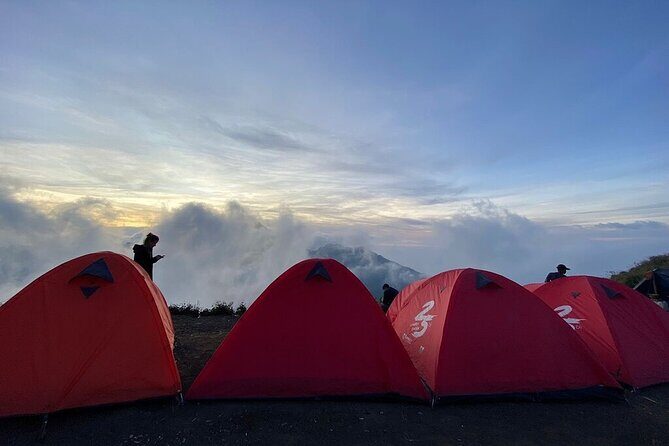 3 Days Mount Rinjani Complete Tour @All In One Price - What’s Included and What’s Not