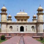 Agra: Baby Taj and Mehtab Bagh Sunset Viewpoint Tour - What’s Included and What to Keep in Mind