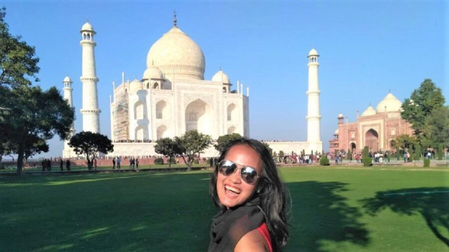 Agra: Taj Mahal, Agra Fort, and Baby Taj Private Tour - Visiting the Taj Mahal: A Wonder in White Marble