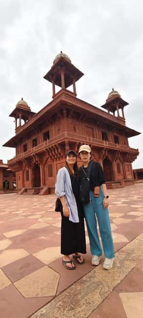 Agra: Taj Mahal, Agra Fort & Fatehpur Sikri Guided Tour - Who Should Consider This Tour?