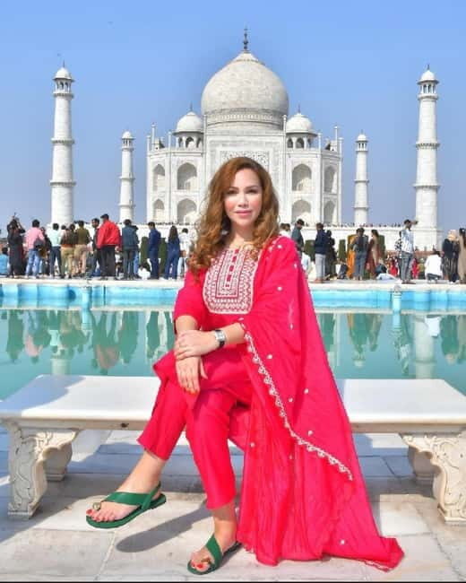 Agra: Taj Mahal & Agra Fort Tour in Traditional Attire - What We Love About the Tour