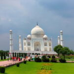 Agra: Taj Mahal Guided Tour with Skip the Line - Who Is This Tour Best For?