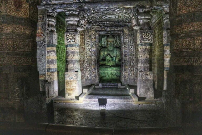 Ajanta or Ellora Caves and Bibi Ka Maqbara Day Tour. - The Sum Up