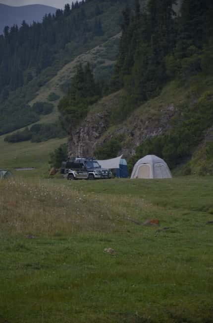 Almaty: Assy Plateau Stargazing Tour with Dinner & Hookah - What Makes This Tour a Standout