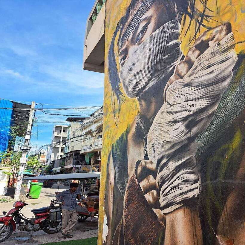 An Afternoon of Contemporary Art in Phnom Penh by Tuk Tuk - Exploring Street Art Murals