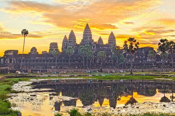 Angkor Sunrise Bike Tour - Breakfast & Lunch included - What Sets This Tour Apart?
