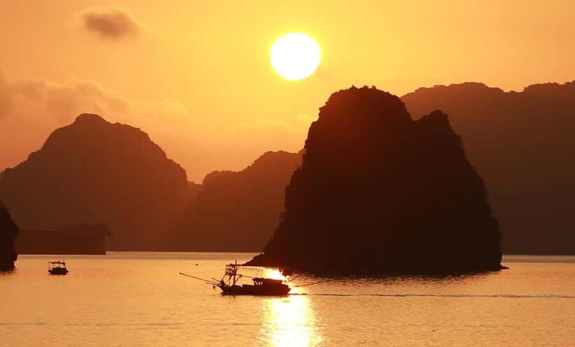 Bai Tu Long Bay 2 Days 1 Night With Renea Cruise - Who Will Benefit from This Experience?