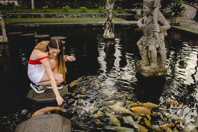 Bali Instagram: Gate of Heaven Temple with Tour Guide & Breakfast - The Full Experience: In-Depth Look at the Bali Instagram Tour
