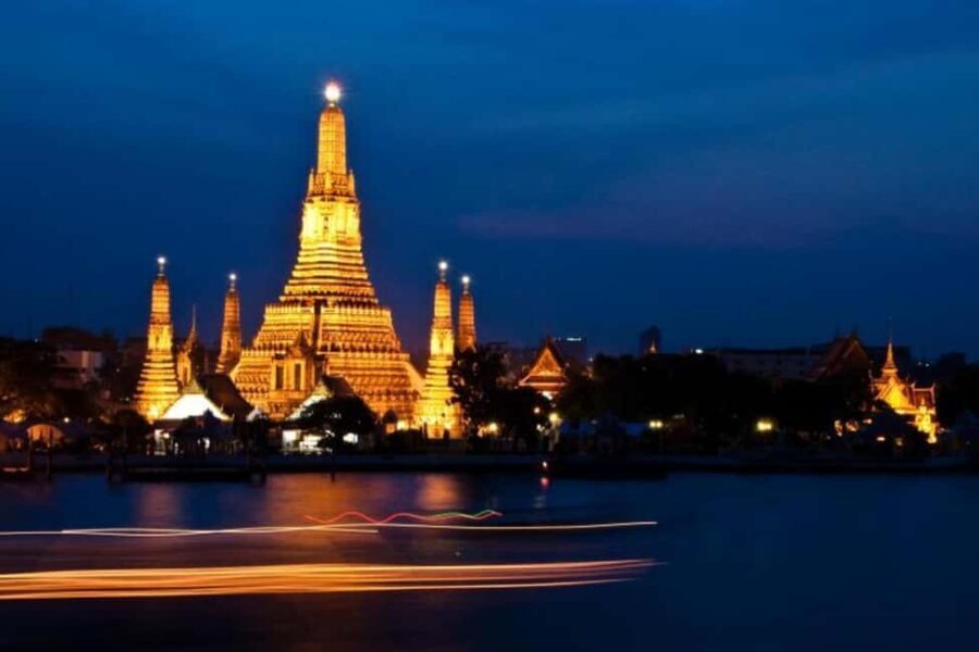 Bangkok: Chao Phraya River Cruise with International Buffet - Dining: The International Buffet