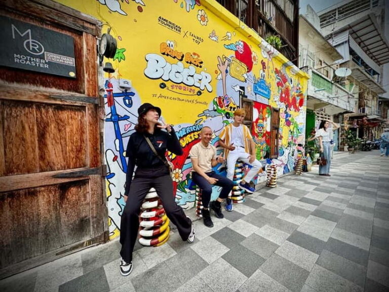 Bangkok: Chinatown & Taladnoi Street Art Guided Walking Tour - Who Is This Tour Best For?