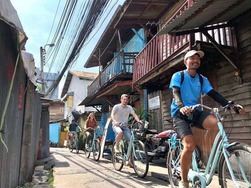 Bangkok: Temples, Canals & Local Life Bike Tour - Exploring the Itinerary in Detail