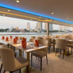 Bangkok: The Planet Chao Phraya River Dinner Cruise - Dining Experience: Food and Drinks