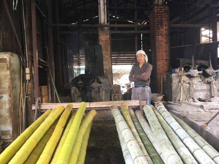 Become a local! A Walking Tour of Arts, Crafts&Onsen Culture - Itinerary Breakdown: What You’ll Experience