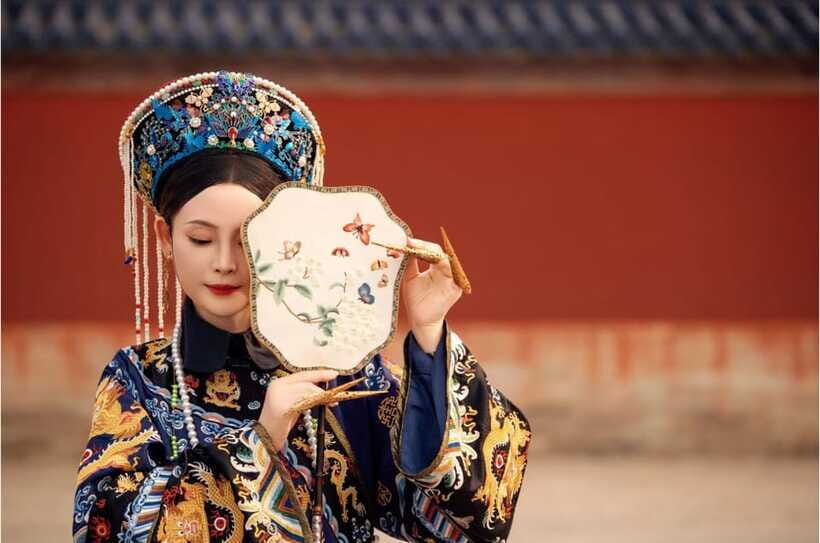 Beijing: Traditional Chinese Costume Makeover & Photo Shoot - Logistics and Practicalities