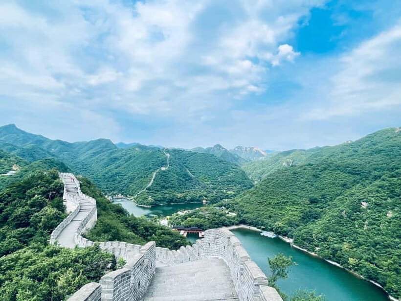 Beijing:Mutianyu/Badaling Great Wall Tour with VIP Fast Pass - Pricing and Value