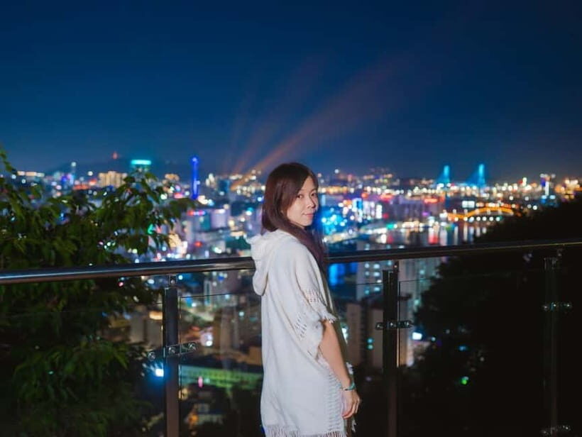 Busan Night - Guided Tour with Professional Photographer - Transportation, Duration, and Group Size