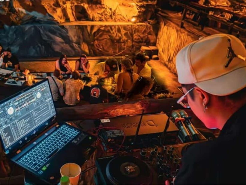 Cat Ba: Paradise Cave - Dinner with Music and Hotel Pickup - Arrival and Welcome at the Cave Lounge