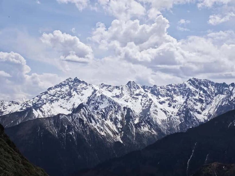 Chengdu: Algou Valley Hiking Tour with Roundtrip Transfer - The Value of This Experience