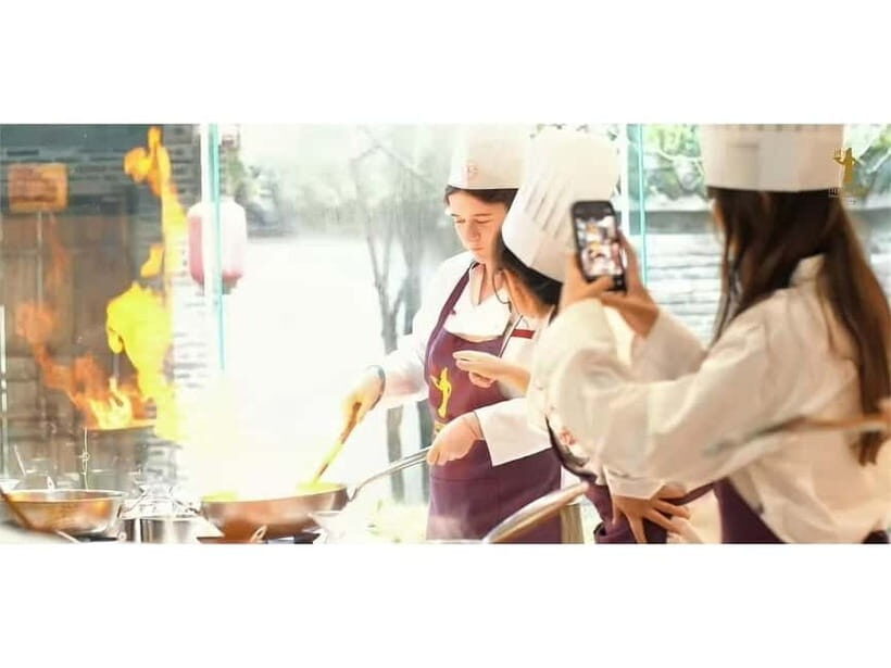 Chengdu Sichuan Cuisine Cooking Class and Savor Local Snacks - Exploring the Experience in Detail
