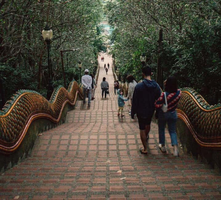 Chiang Mai: Doi Suthep Temple Guided Tour - Why This Tour Offers Great Value