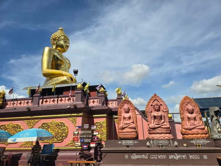 Chiang Rai: Private Tour with Driver and Custom Itinerary - Transportation and Practicalities