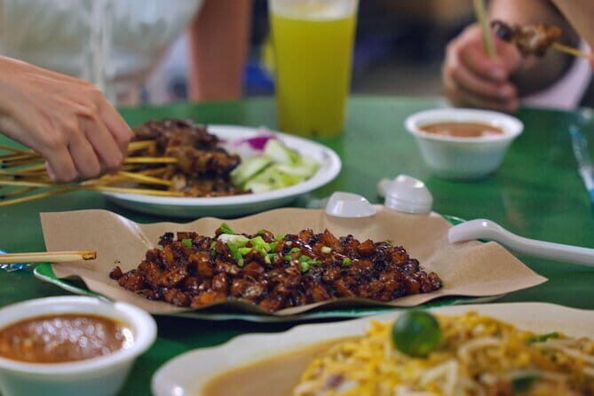 Chinatown Food Tour: Self-Guided Adventure with 6 Local Tastings - How Does the Itinerary Unfold?