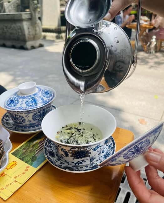 Chongqing Heritage Tour: Hands-on Crafts & Teahouse Visit - Authenticity and Cultural Depth