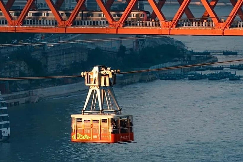 Chongqing Private Day Tour with Li Yan Ba Guo Performance - Who Will Love This Tour?