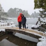 Colors of Kanazawa: City Tour with Kenrokuen and Kaga Yuzen - The Creative Kaga Yuzen Experience