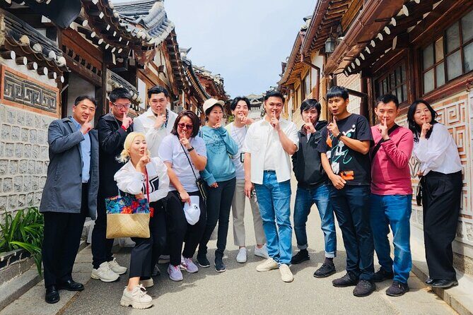 Customizable Seoul Private Tour Palaces Food and Markets - Why Choose this Tour?