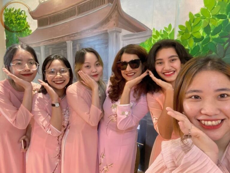 Da Nang: Experience Traditional Ao Dai Rental - The Details That Matter