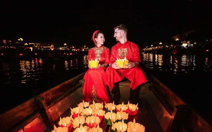 Da Nang/ Hoi An: Night Street Food Tour & Lantern Boat Ride - Practical Considerations and Tips