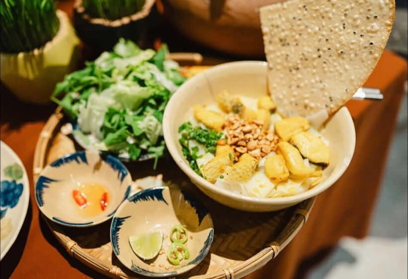 Da Nang: Michelin-Selected Street Food Tour with Local Guide - The Reviews: What Real Travelers Say