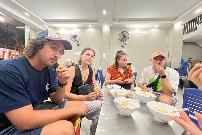 Da Nang Street Food Tour With Sightseeing Cruise On Han River - Why This Tour Works Well