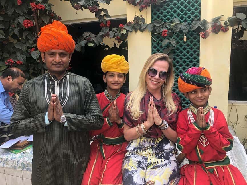 Delhi: 7-Day Golden Triangle with Varanasi Private Tour - Day 2: Delhi to Jaipur Drive