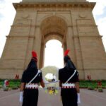 Delhi: India Gate & National War Memorial Walking Tour - Exploring the Landmarks: What You Can Expect