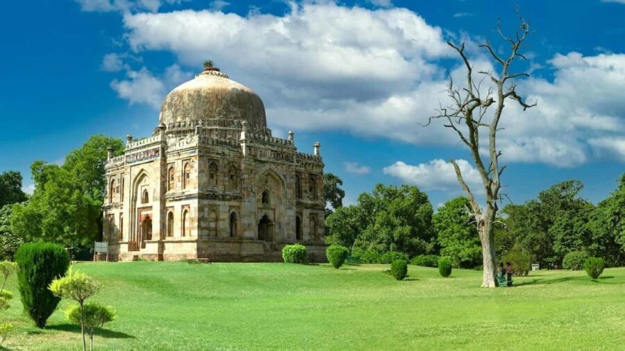 Delhi: Lodhi Gardens Guided Walking Tour - Why Choose This Tour?