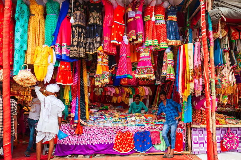 Delhi: Old & New Delhi Private Full or Half-Day Guided Tour - Transition to New Delhi: Monuments & Modern Landmarks