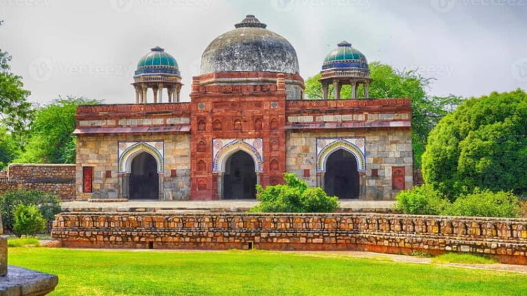 Delhi: Skip-the-Line Humayun's Tomb Tour with Transfers - Who Should Consider This Tour?