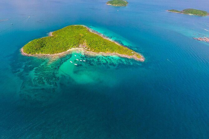Discover 3 islands of Phu Quoc by boat - What Travelers Love About This Tour